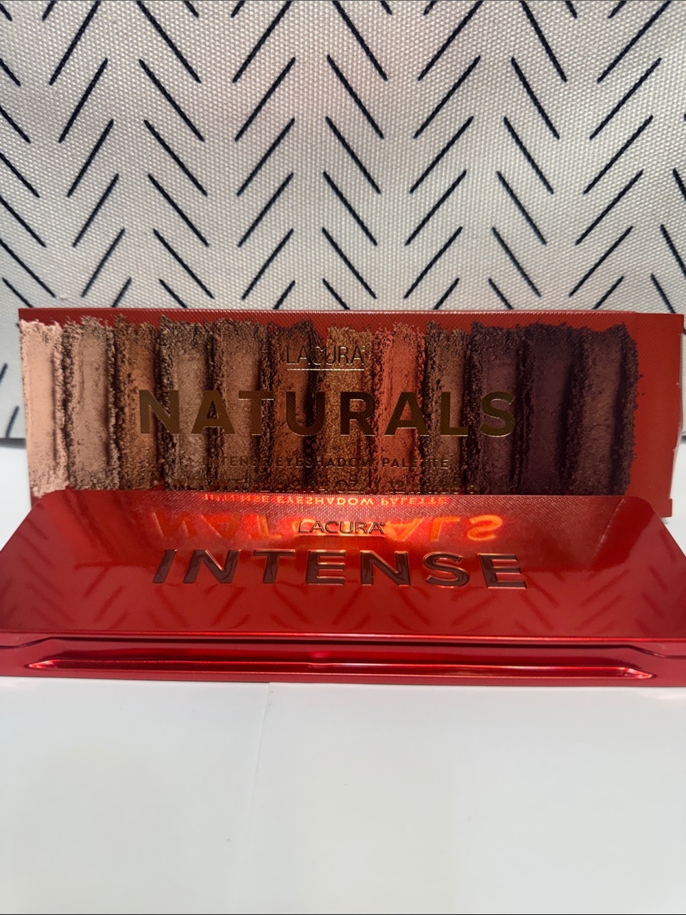 Lacura NATURALS Intense Eyeshadow Palette - Neutral & Warm Shades